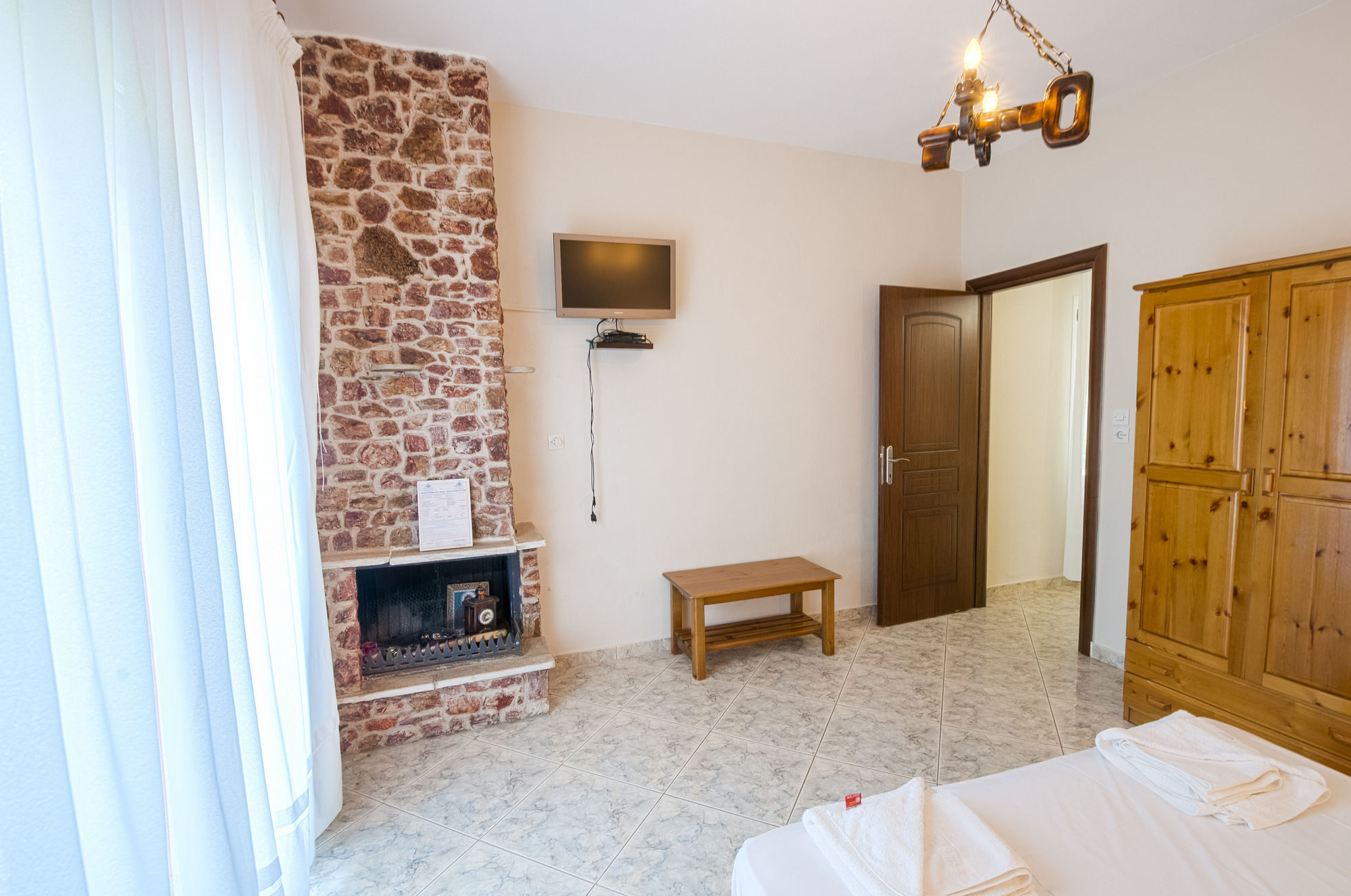 Petra Mare Apartment Thimonia Ngoại thất bức ảnh