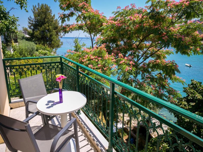 Petra Mare Apartment Thimonia Ngoại thất bức ảnh
